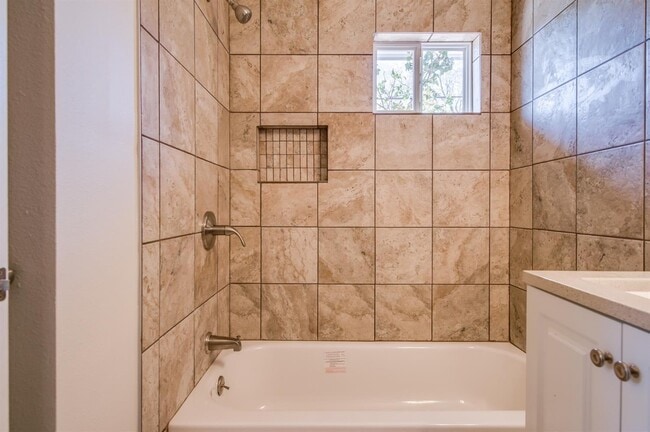 Building Photo - AUGUST PRE-LEASE! Updated 4 Bedroom Near Tech Campus