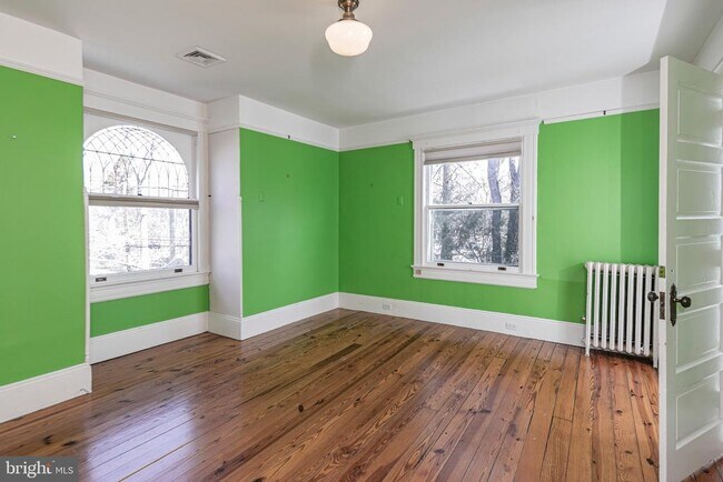 Building Photo - 54 Hodge Rd