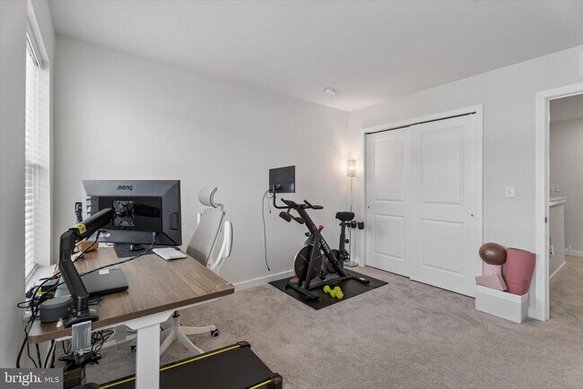 Building Photo - 46 Continental Wy