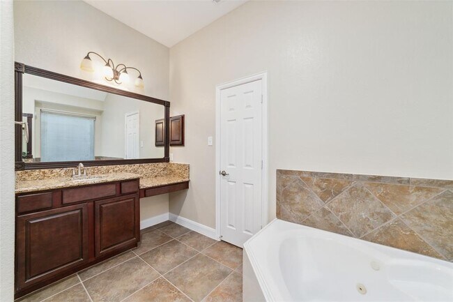 Building Photo - 27259 Jessica Hills Ln