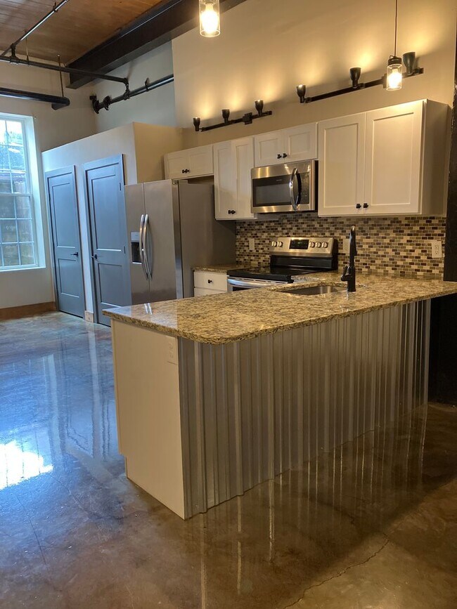 Building Photo - Luxury 2 bedroom apartment - Red Lion, PA