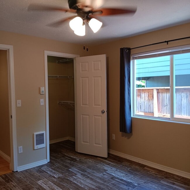 Building Photo - Great House With So Much To Offer In Independence!
