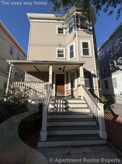 Building Photo - 65 Conwell Ave
