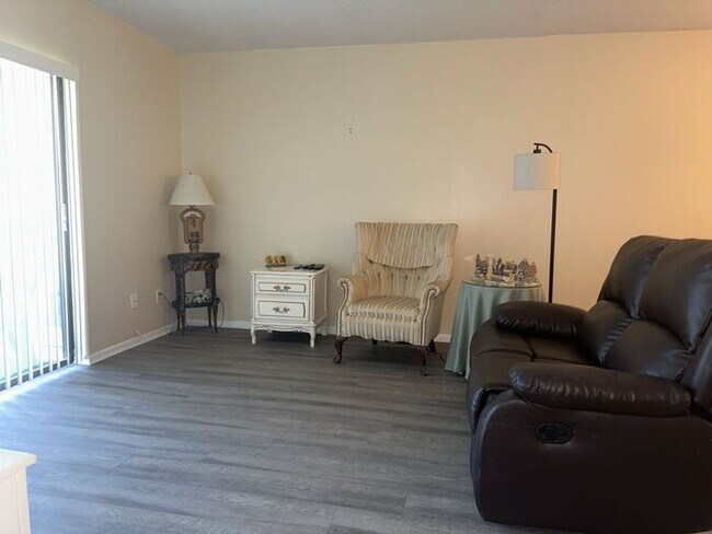 Building Photo - EASTLAKE WOODLANDS - GATED GOLF COMMUNITY