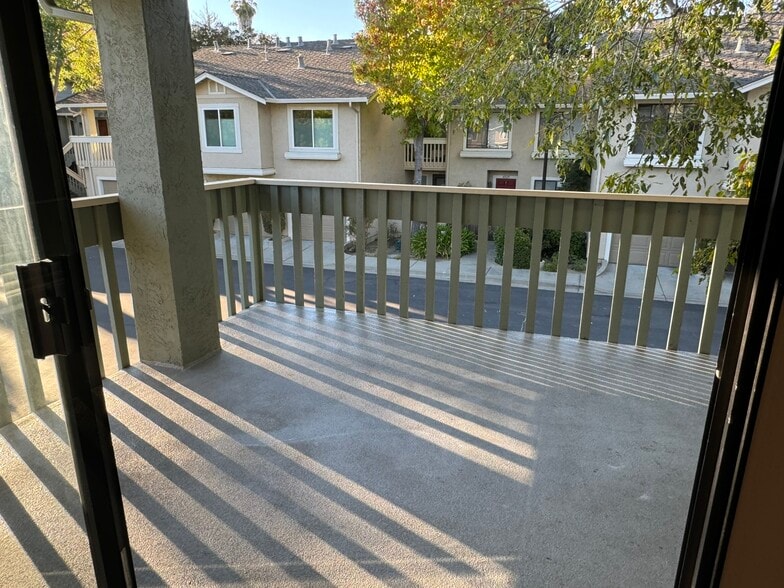 Building Photo - 4915 Conway Ter