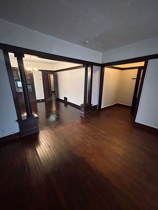 Building Photo - 2621 N 15th St