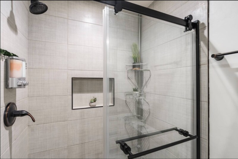 Building Photo - 6099 Scripps St