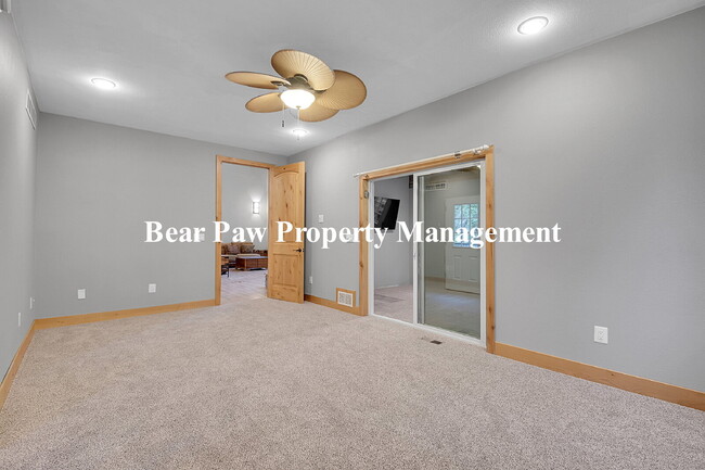 Building Photo - Spacious 4-Bedroom Retreat in Scenic Conif...
