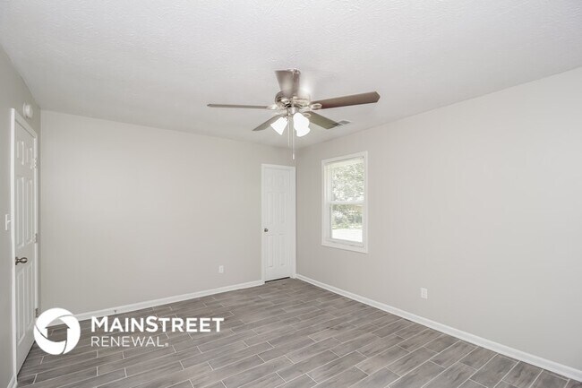 Building Photo - 2704 Aruba Dr