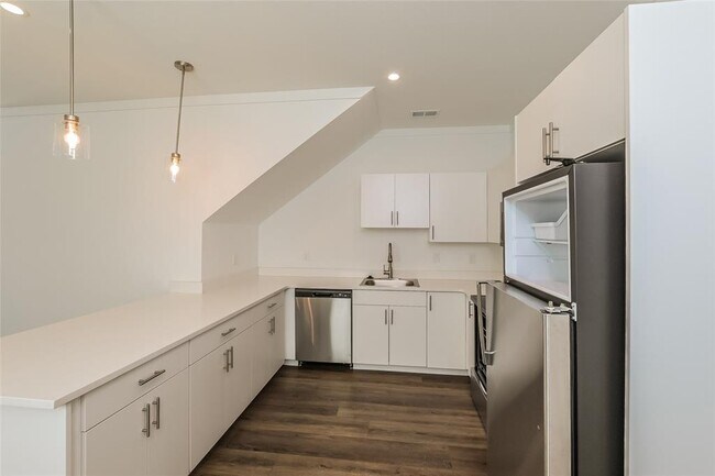 Building Photo - 4712 Rawley St