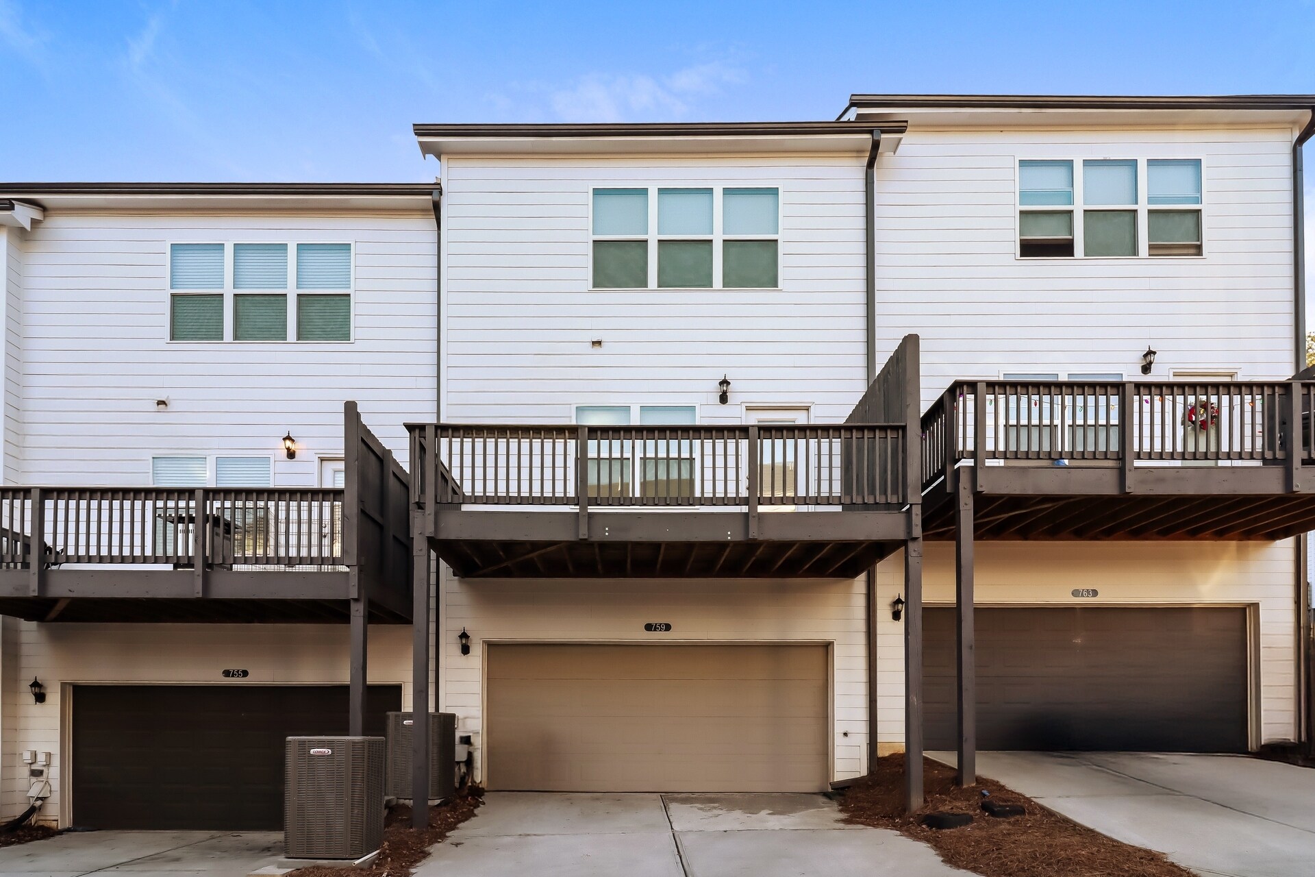 Building Photo - 759 Calvin Pk Dr