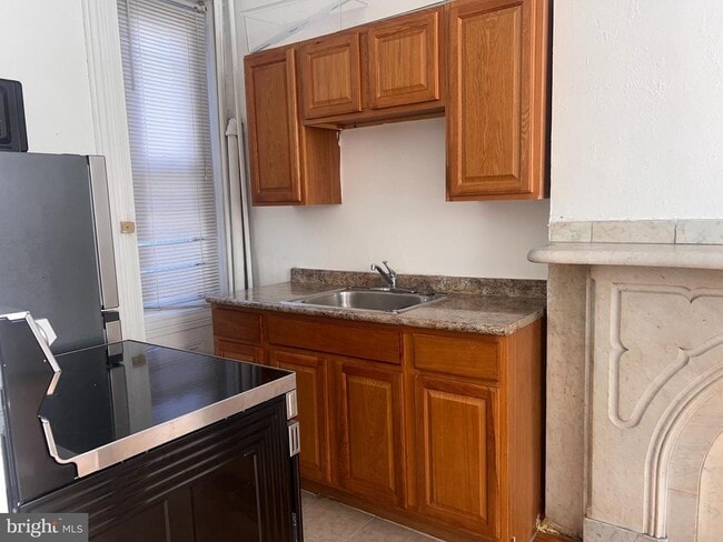 Building Photo - 1249 Shackamaxon St