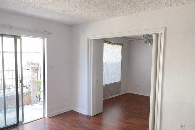 Building Photo - 2750 Holly Hall St