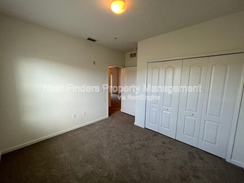 Building Photo - 4908 Key Lime Dr