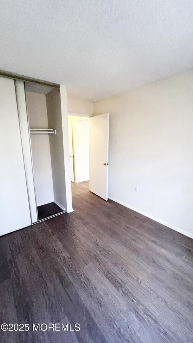 Building Photo - 1509 Dahlia Ct