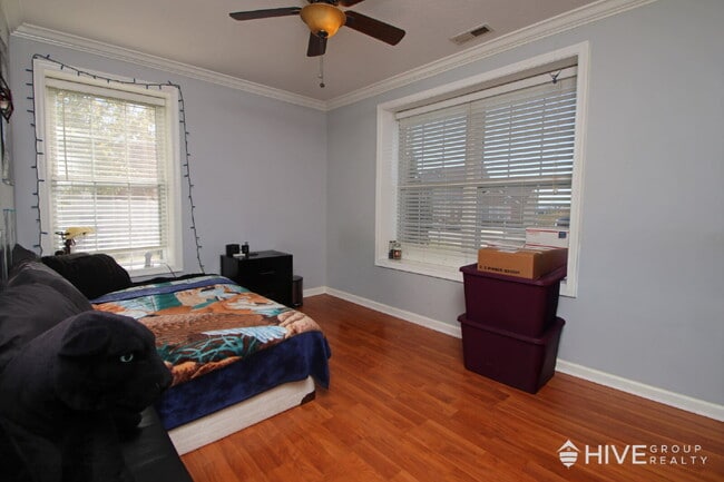 Building Photo - Single-Family Home in Thomas Harrison Midd...