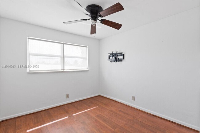 Building Photo - 1363 NW 66th Ave