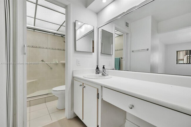 Building Photo - 9514 N Belfort Cir