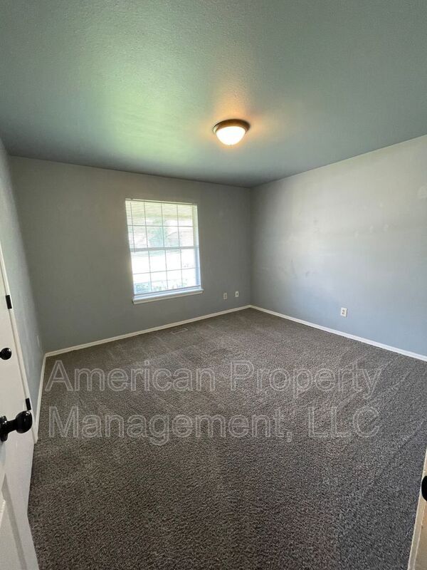 Building Photo - 3836 S 122nd E Ave