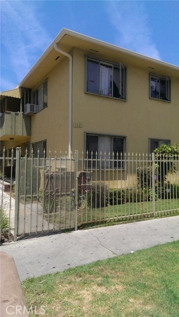 Primary Photo - 119 Normandie Ave