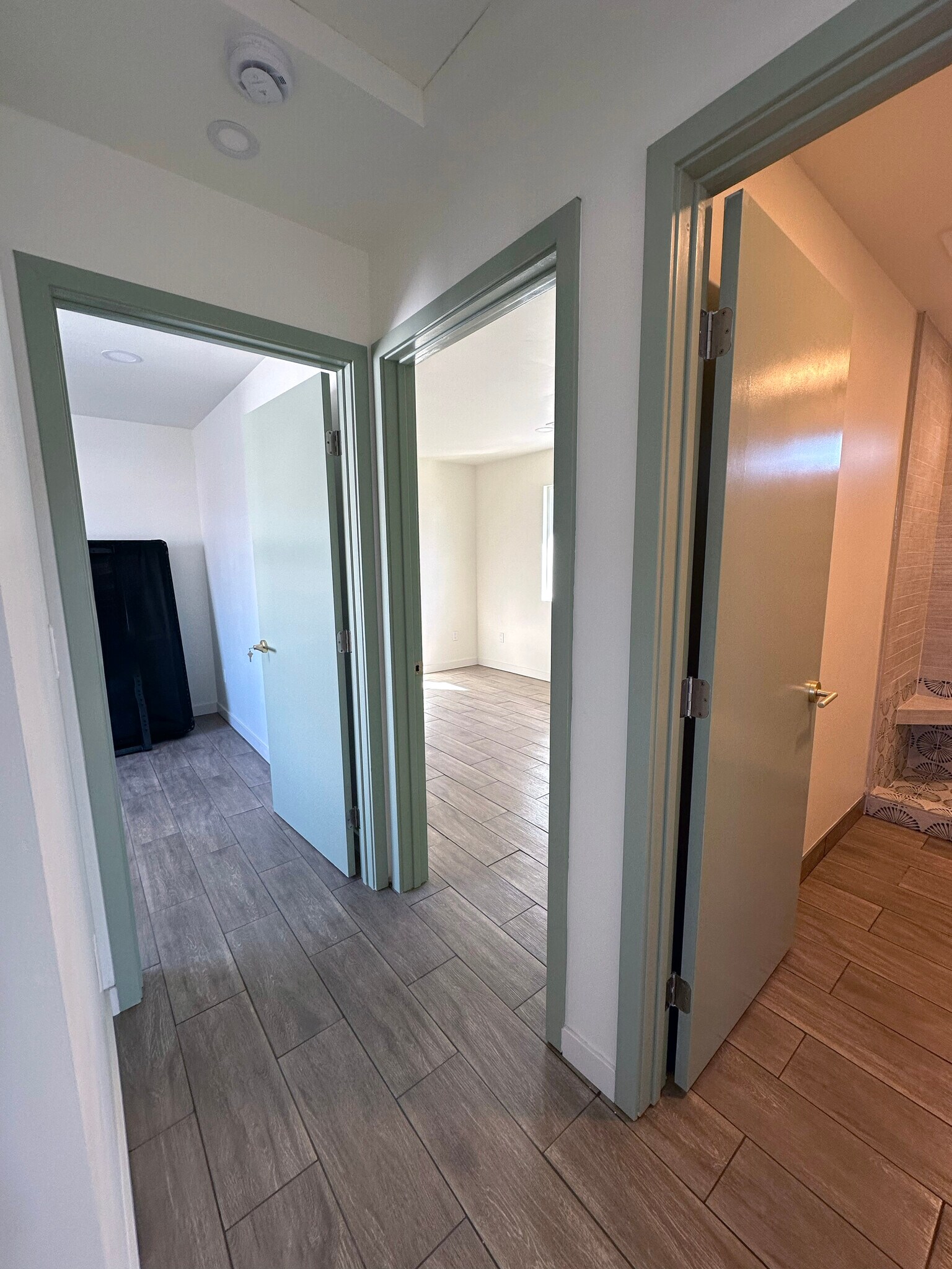 Hallway - 11090 Sanchez St