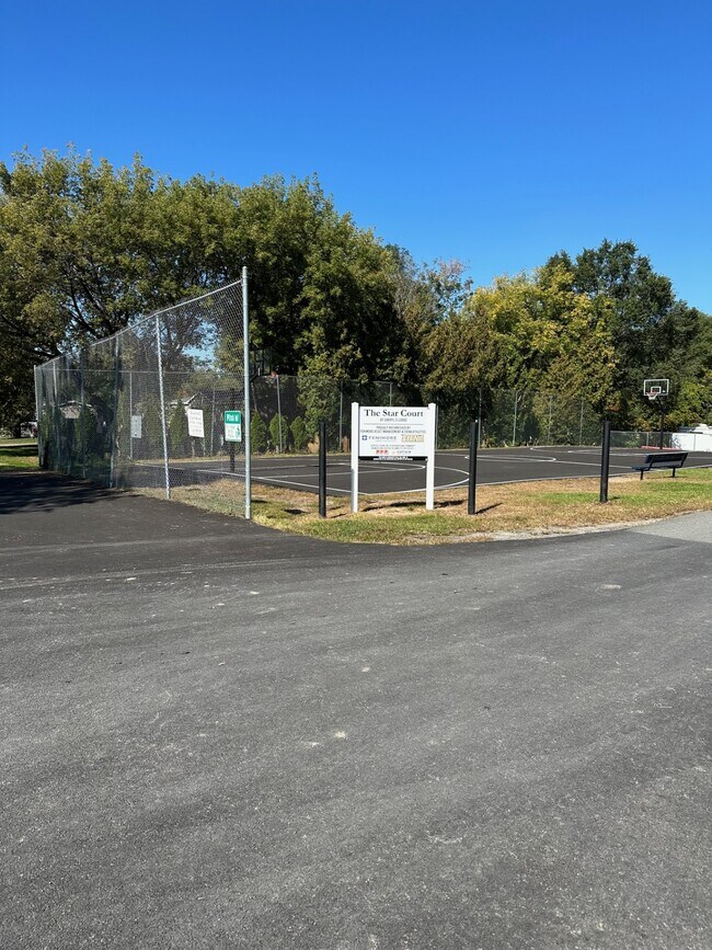 Building Photo - 115 Terrace Ct