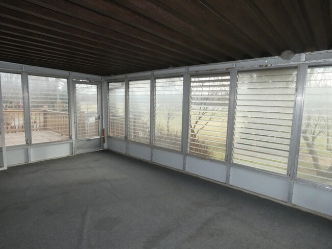 Building Photo - Beautiful Home in North Kansas City School District!