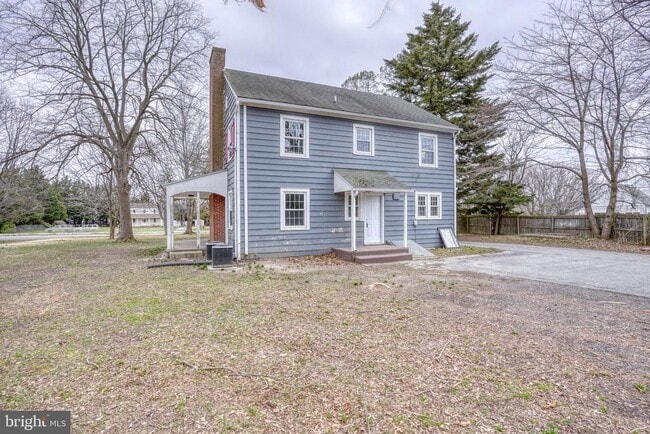 Building Photo - 1031 S Dupont Blvd