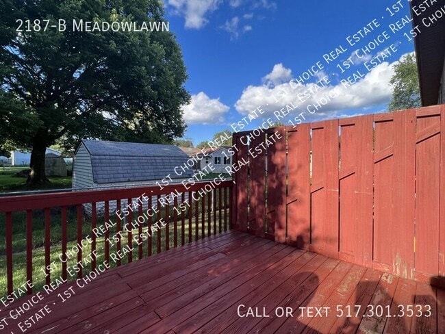 Building Photo - 2187-B Meadowlawn-
