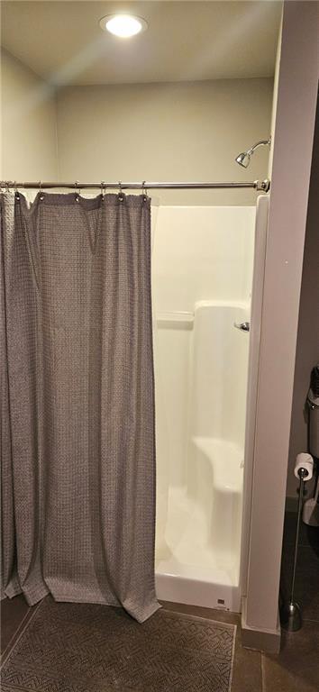 Building Photo - 693 W North St