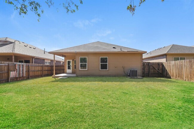 Building Photo - 1608 Atlantica St