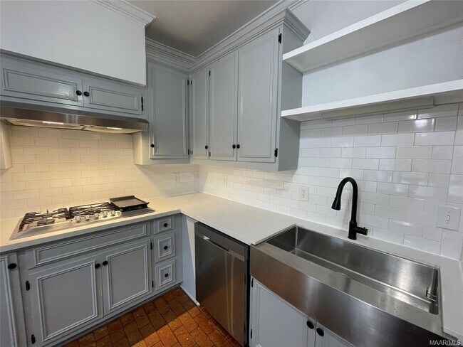 Building Photo - 8342 Longneedle Dr