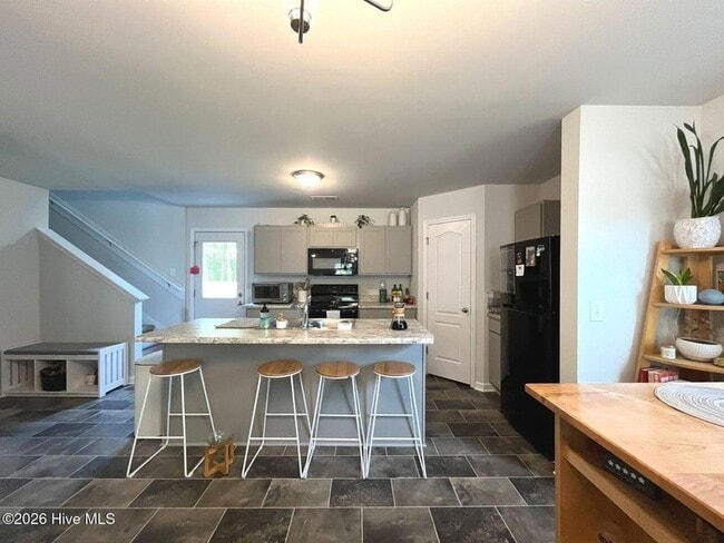 Building Photo - 784 Conductor Ct