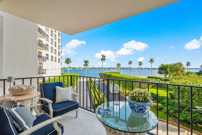 Building Photo - 1701 S Flagler Dr