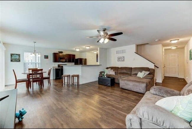 Building Photo - 117 Weatherby Landing Dr
