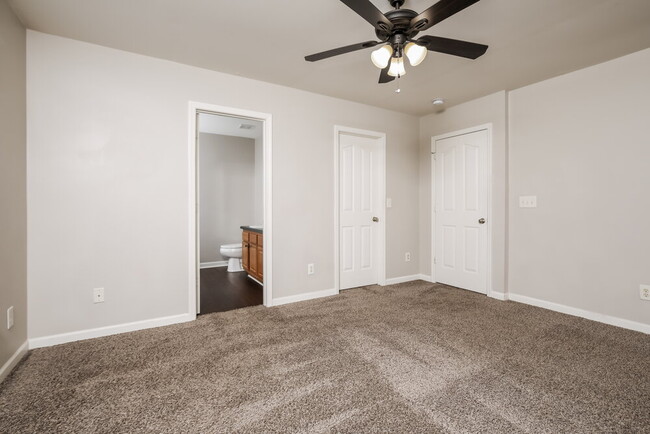 Building Photo - 8904 Elizabeth Bennet Pl