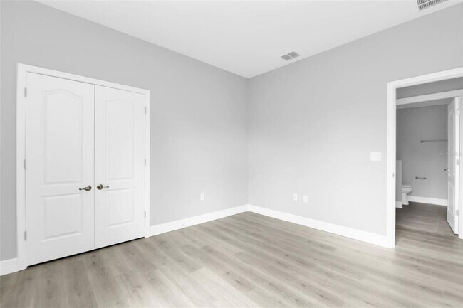 Building Photo - 203 Wright Dr