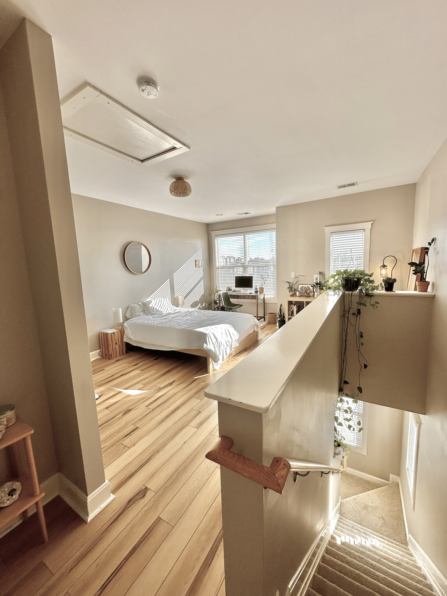 Building Photo - 309 Cedar St