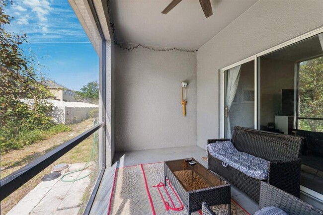 Building Photo - 10687 Lake Montauk Dr