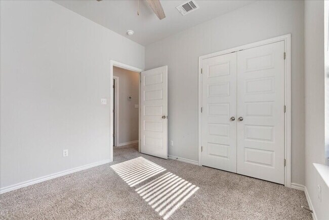 Building Photo - 309 Trellis Blvd