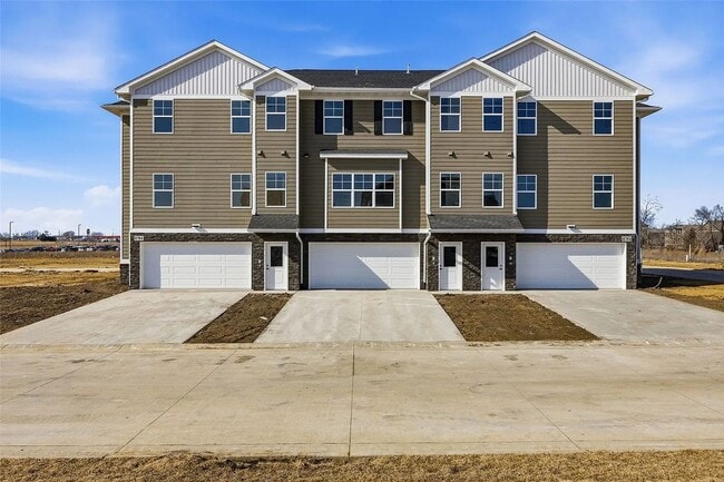 Building Photo - Big Ben at the Loop – Brand New 3 Bedroom Condo | Attached 2-Stall Garage