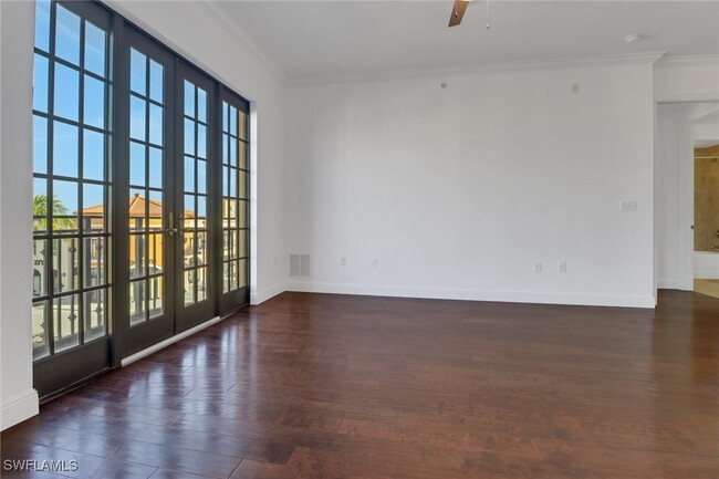 Building Photo - 23191 Fashion Dr
