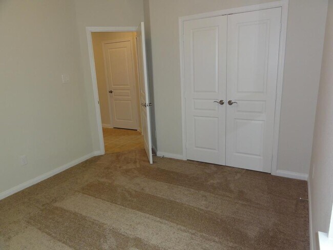 Building Photo - 4203 Vining Rose Ct