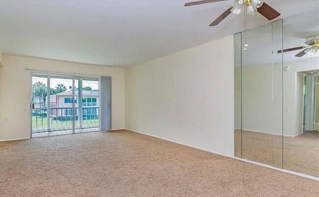 Building Photo - 1202 Bahama Bend