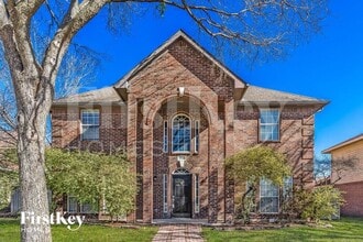 Building Photo - 1716 Trinity Hill