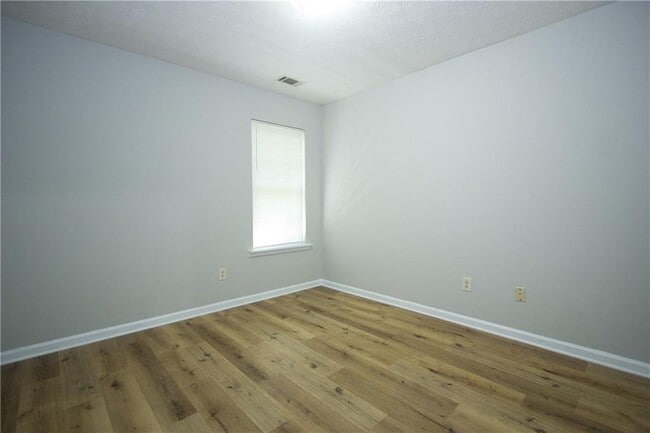 Building Photo - 4442 Gaelic Way SW
