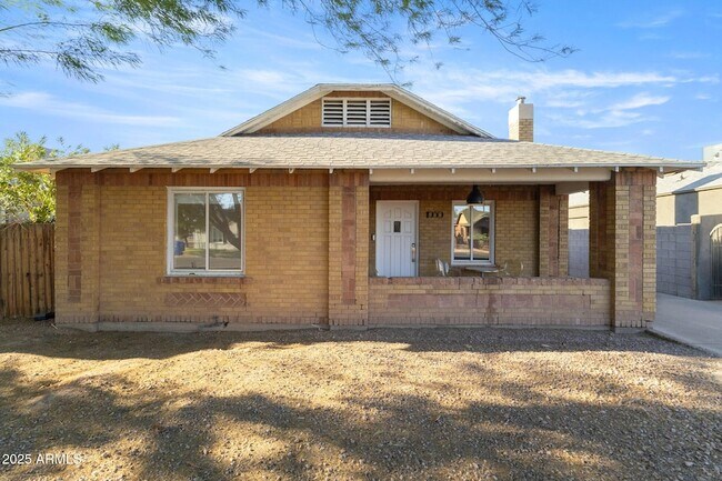 Building Photo - 1950 W Palm Ln