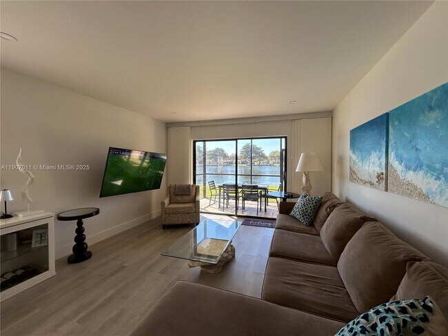 Building Photo - 200 Berkley Rd