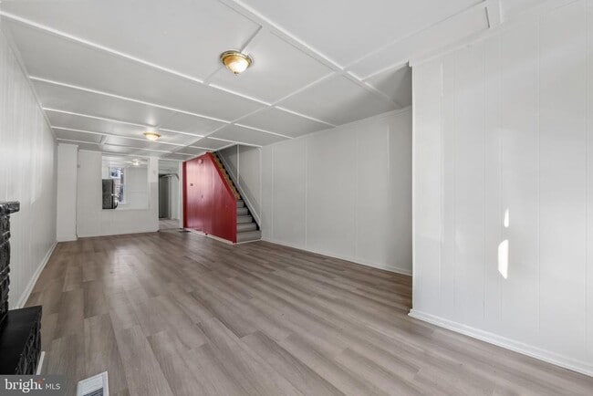 Building Photo - 220 N Luzerne Ave