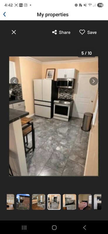 Building Photo - 489 Philip St